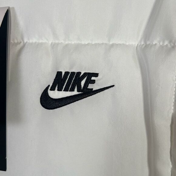 Nike Sportswear Classic Puffer‎ Therma-FIT Loose Vest White FB7679-100 Women's L - Picture 5 of 11